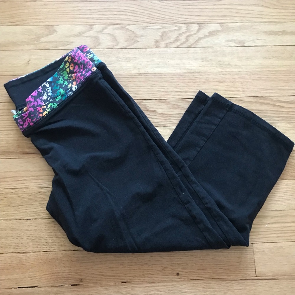 VS PINK cropped yoga pants v cut waistband